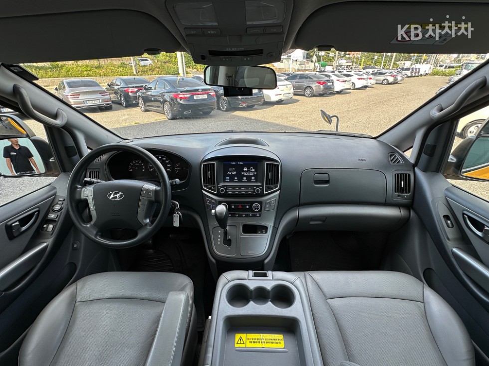 Hyundai Starex — miniaturë 9