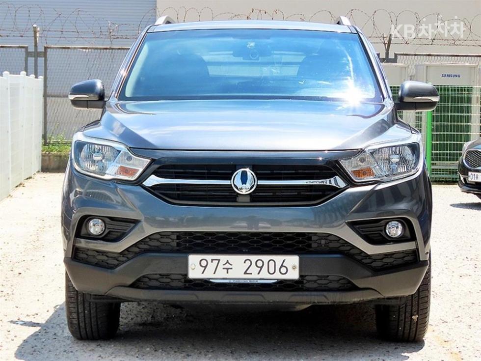SsangYong Rexton Sports