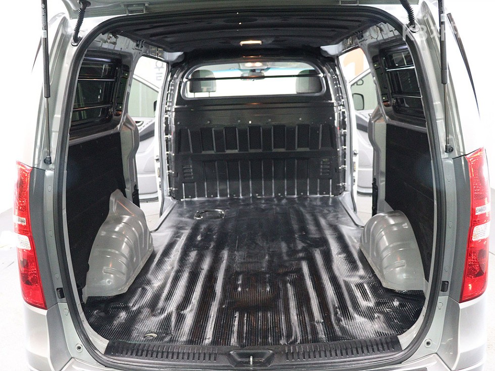Hyundai Starex — miniaturë 5