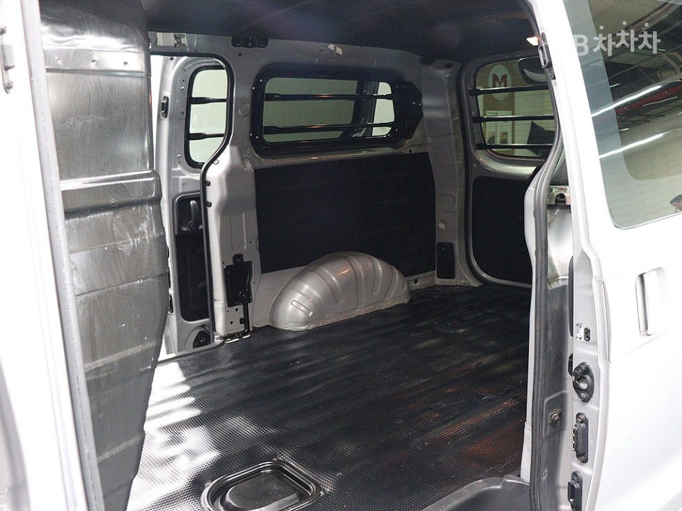 Hyundai Starex — miniaturë 15