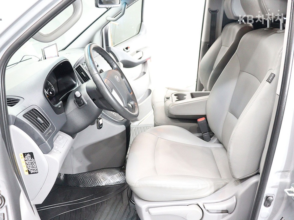Hyundai Starex — miniaturë 16