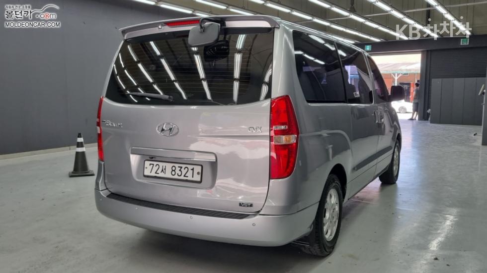 Hyundai Starex — miniaturë 2