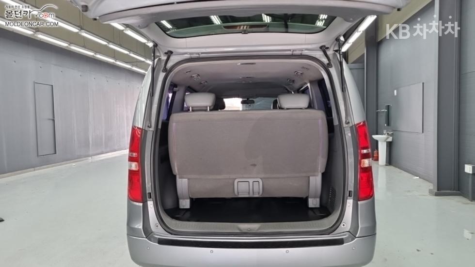 Hyundai Starex — miniaturë 16