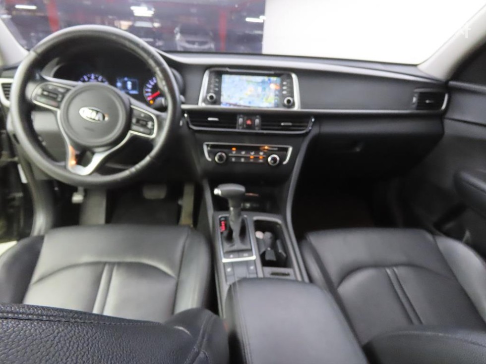 Kia K5 — miniaturë 7