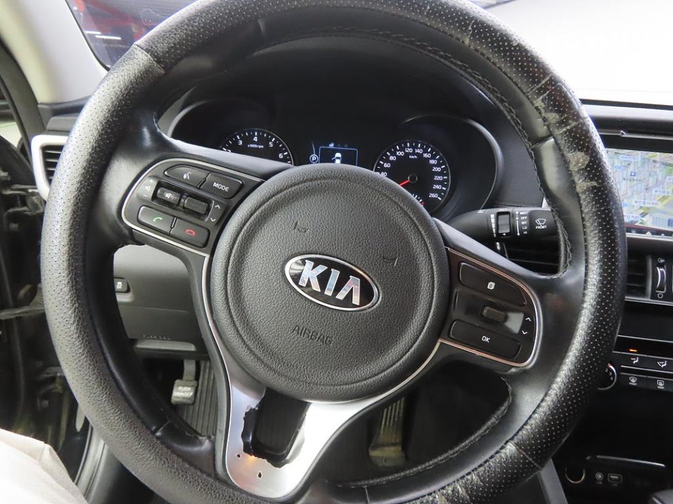 Kia K5 — miniaturë 8