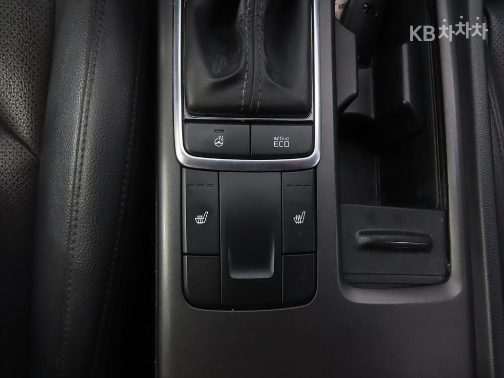Kia K5 — miniaturë 15