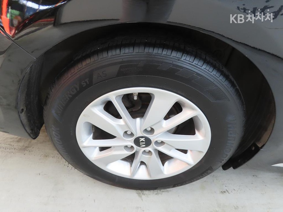 Kia K5 — miniaturë 20