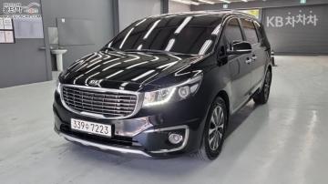 Kia Carnival 9인승 2.2 디젤 — foto 1