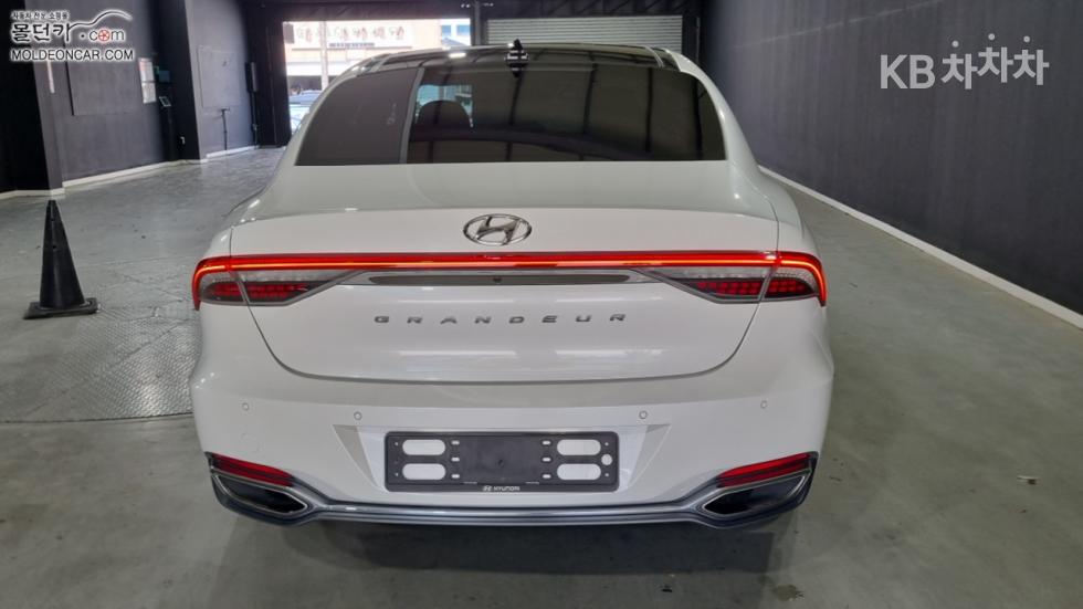 Hyundai Grandeur — miniaturë 4