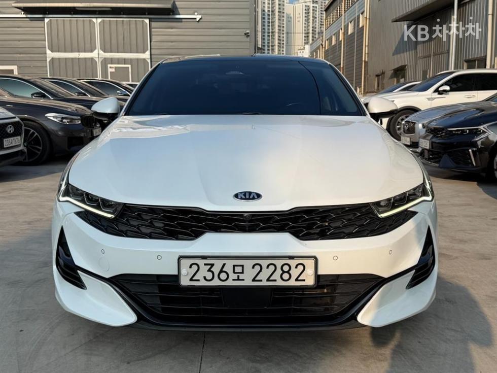 Kia K5 — miniaturë 2