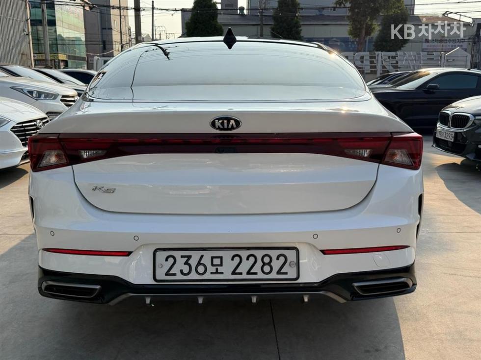 Kia K5 — miniaturë 5