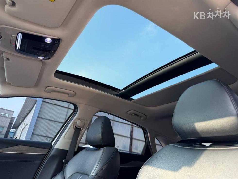 Kia K5 — miniaturë 17