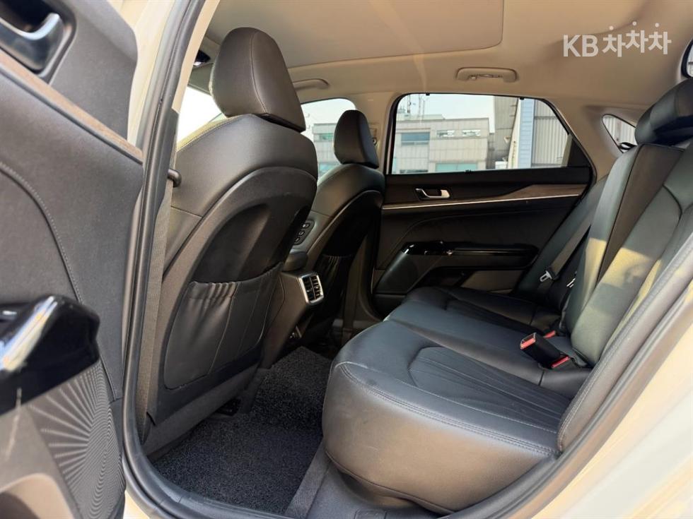 Kia K5 — miniaturë 20
