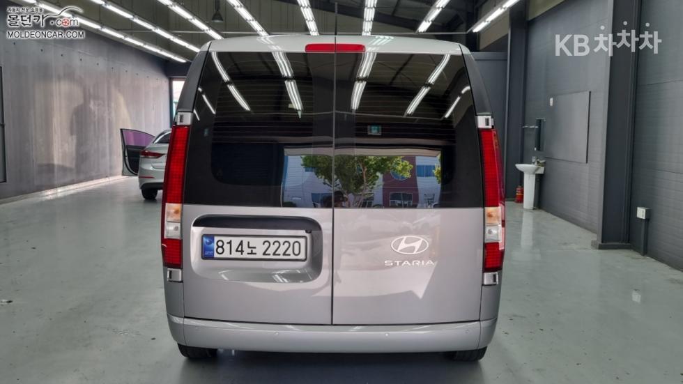 Hyundai Staria — miniaturë 4