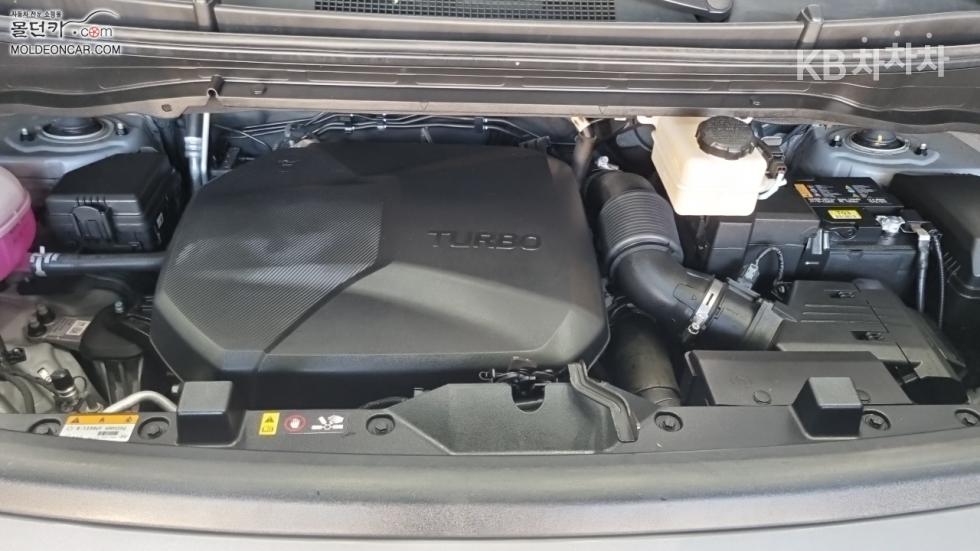 Hyundai Staria — miniaturë 8