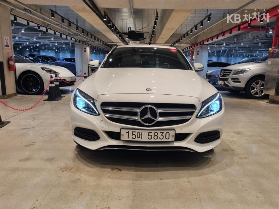 مرسيدس C-Class