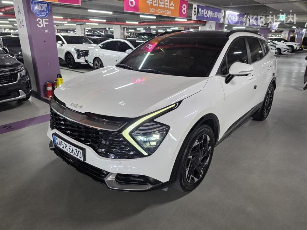 Kia Sportage, 2022, фотография 3