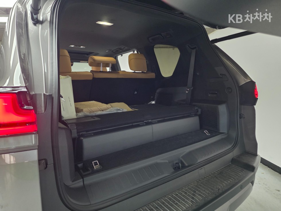 Lexus LX — miniaturë 23