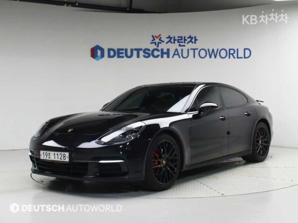 Porsche Панамера