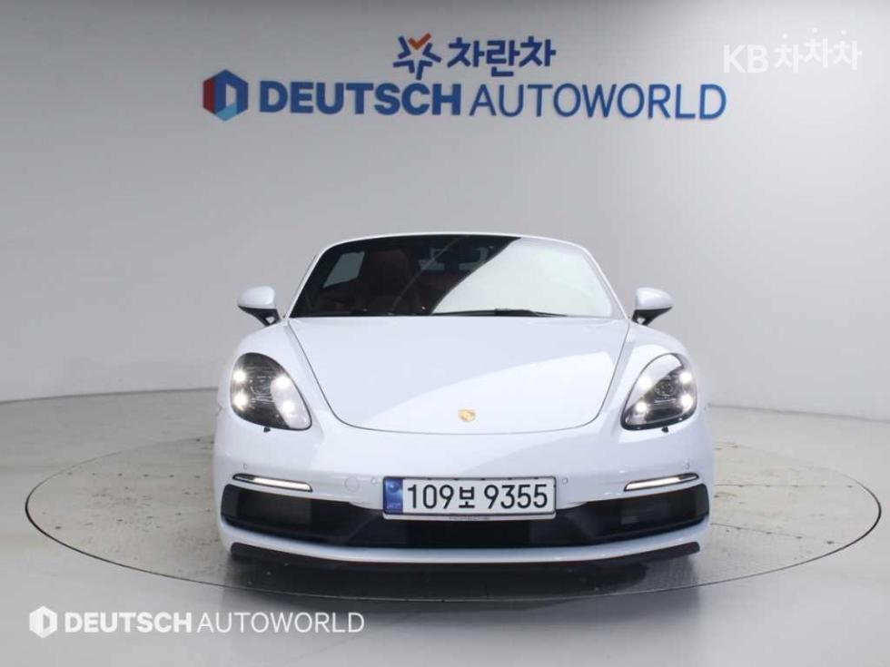 Porsche 718 — miniaturë 3