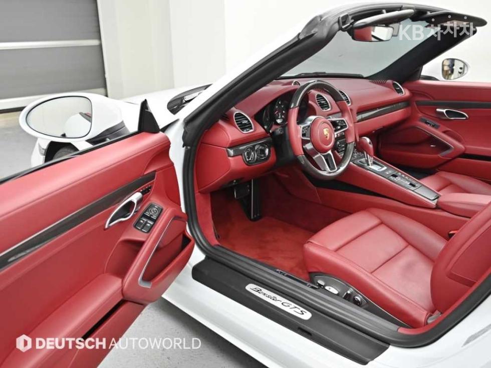 Porsche 718 — miniaturë 11
