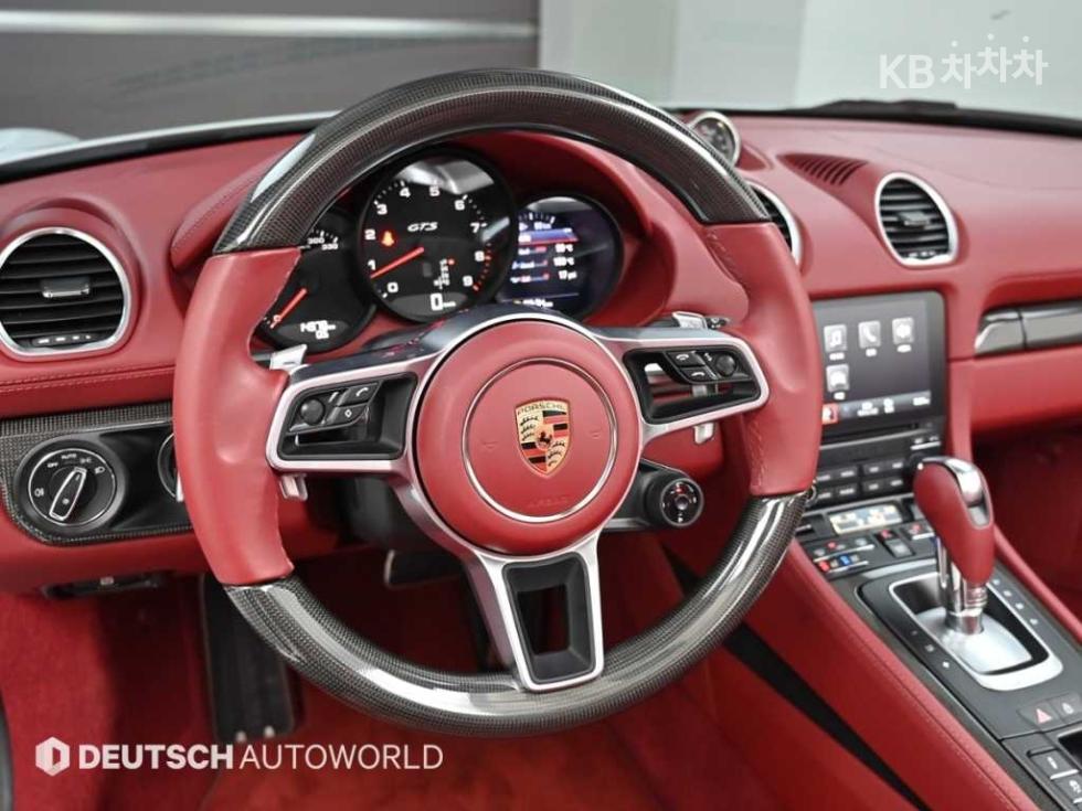 Porsche 718 — miniaturë 13