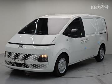 Hyundai Staria 2.2  3  smart — foto 1