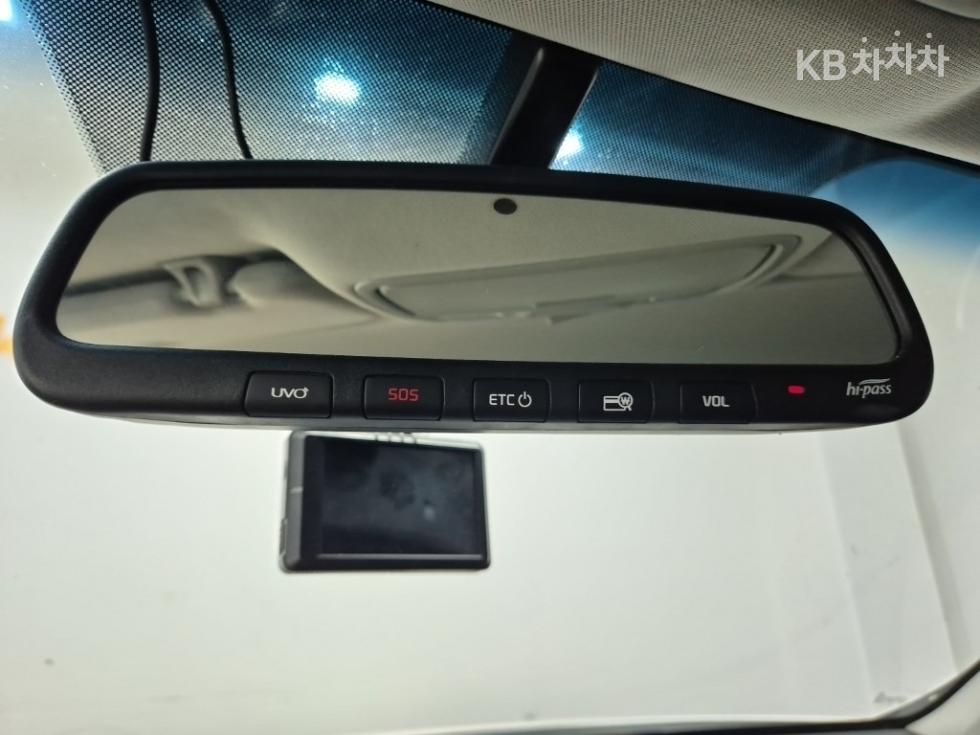 Kia K5 — miniaturë 16