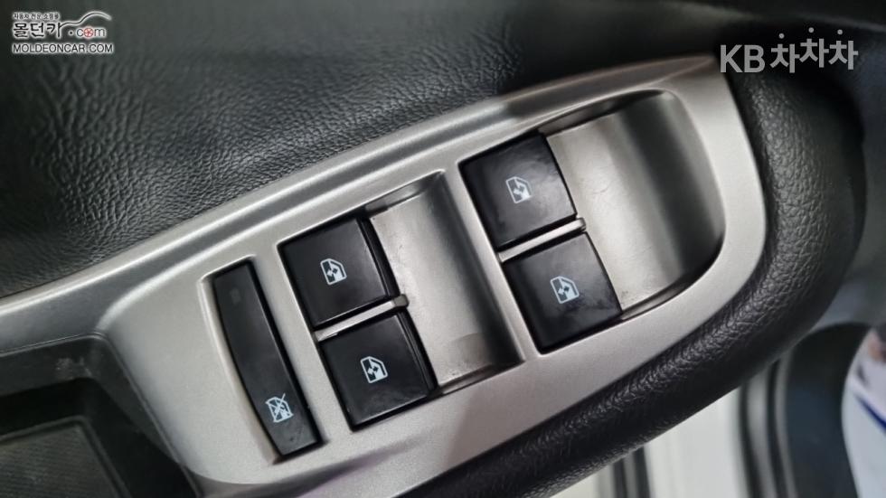 Chevrolet Orlando — miniaturë 17