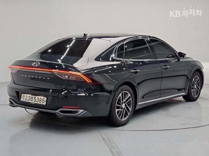 Hyundai Grandeur — miniaturë 4