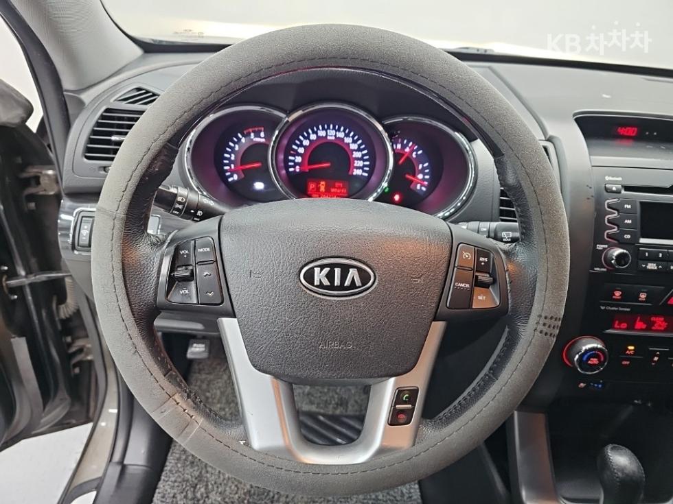 Kia Sorento — miniaturë 9