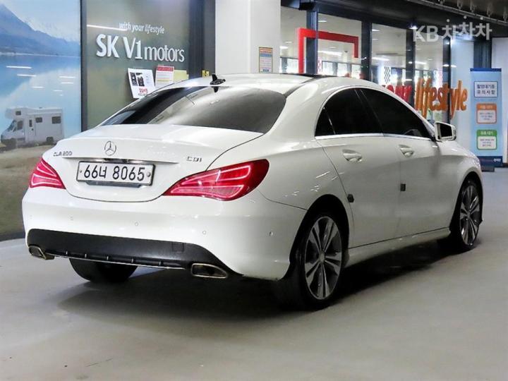 Mercedes-Benz CLA-klasse — miniaturë 4