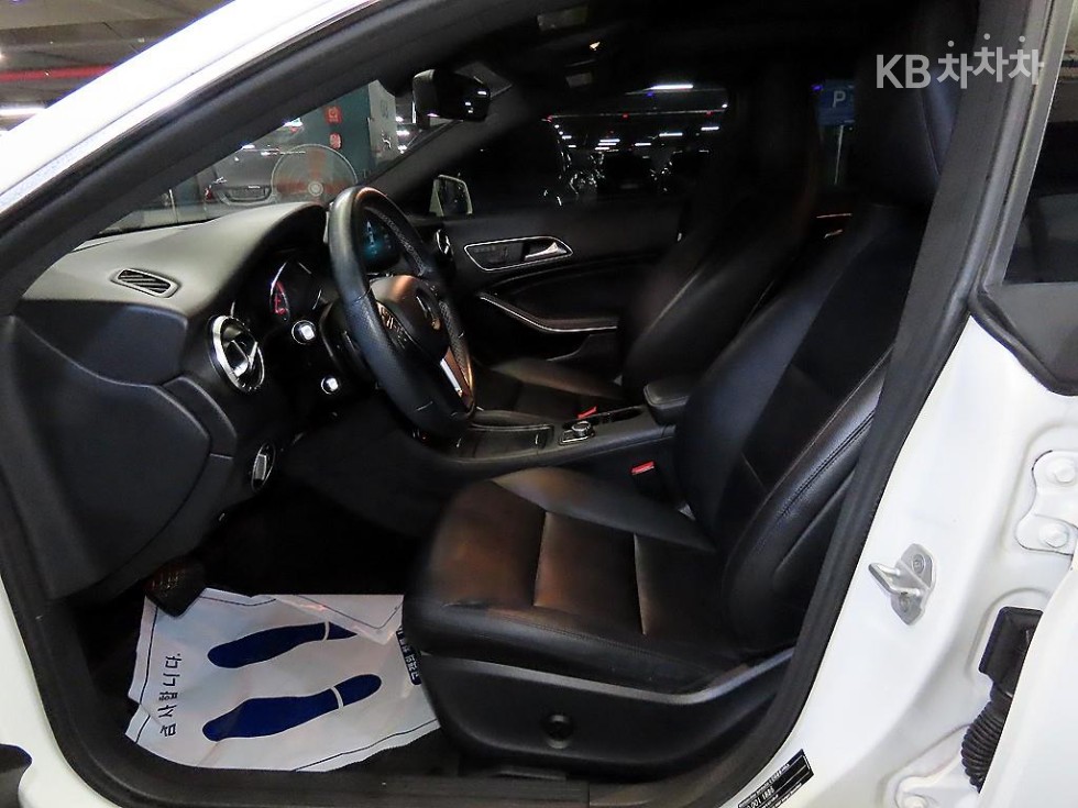 Mercedes-Benz CLA-klasse — miniaturë 6