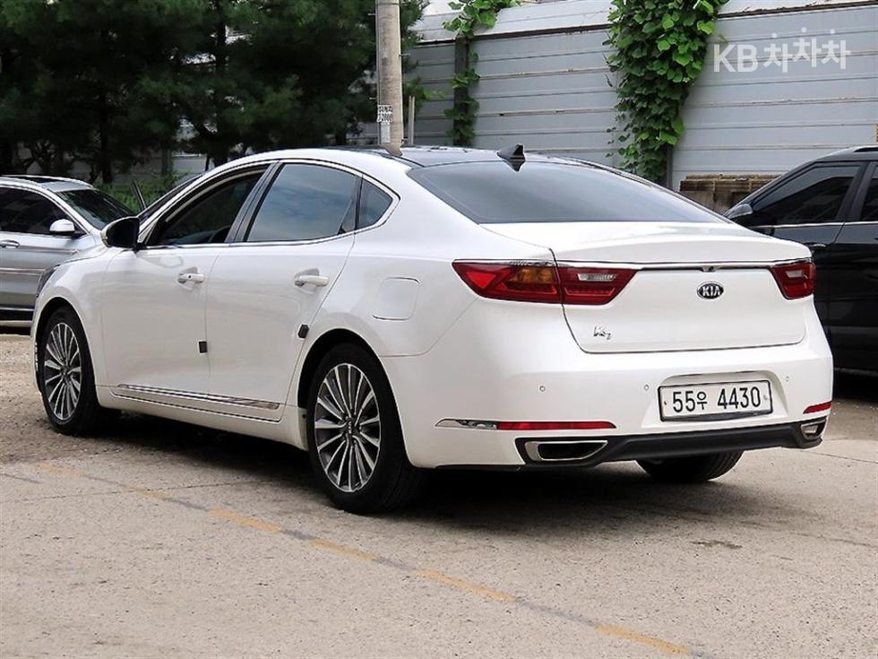 Kia K7 — miniaturë 3