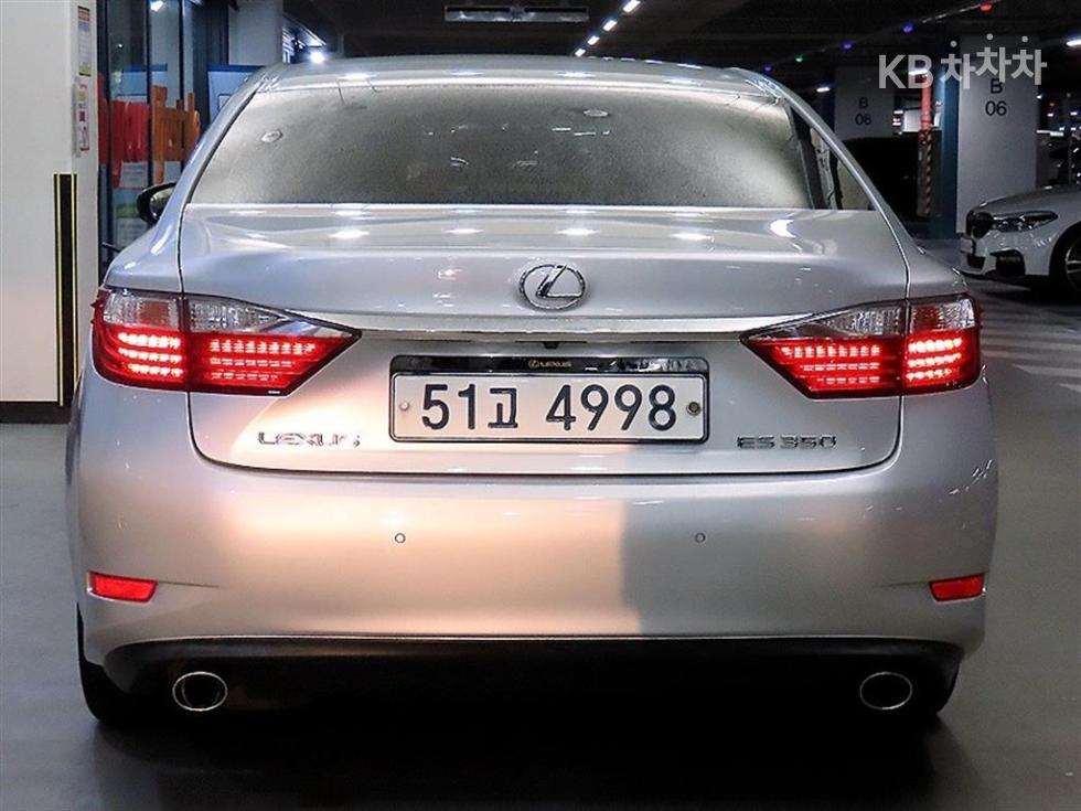 Lexus ES — miniaturë 5