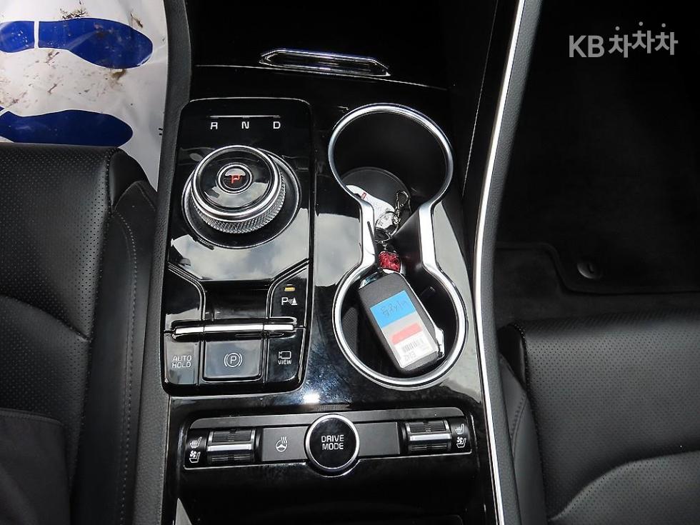 Kia K5 — miniaturë 10
