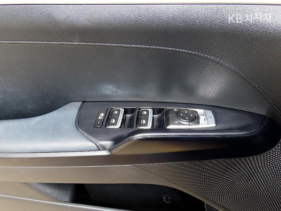 Kia K5 — miniaturë 11