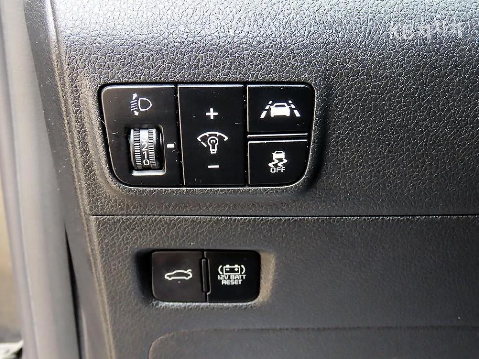 Kia K5 — miniaturë 12