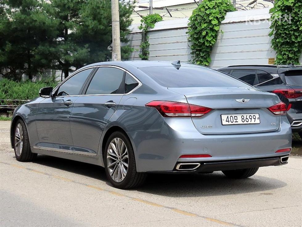 Hyundai Genesis — miniaturë 3