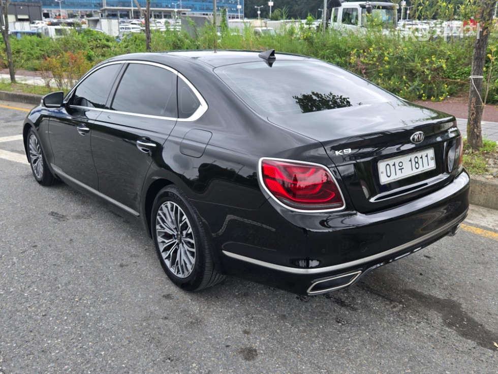 Kia K9 — miniaturë 3