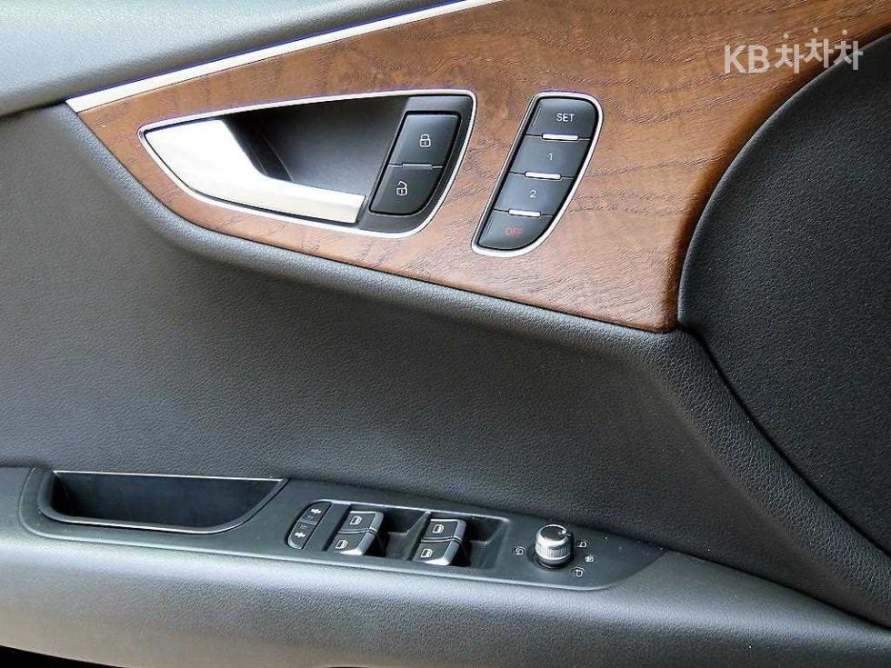 Audi A7 — miniaturë 12