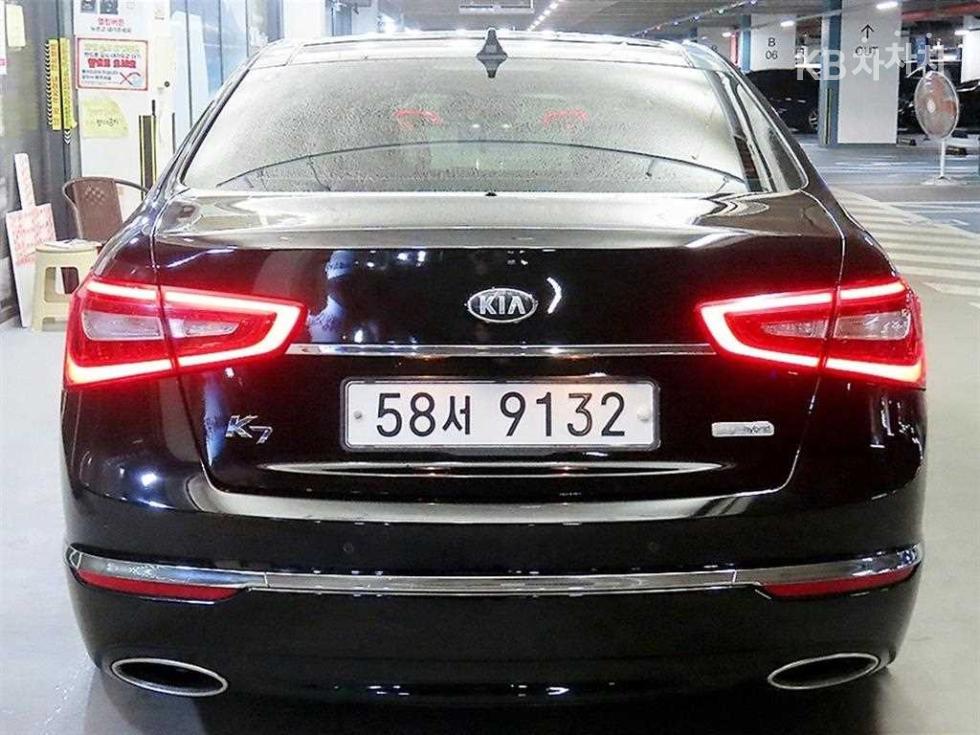 Kia K7 — miniaturë 5