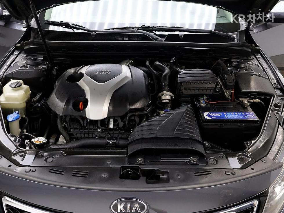Kia K5 — miniaturë 8
