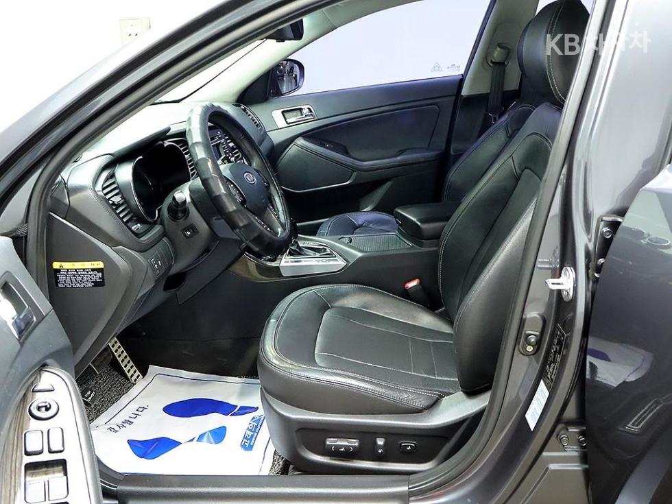Kia K5 — miniaturë 11