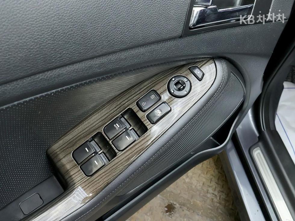 Kia K5 — miniaturë 16