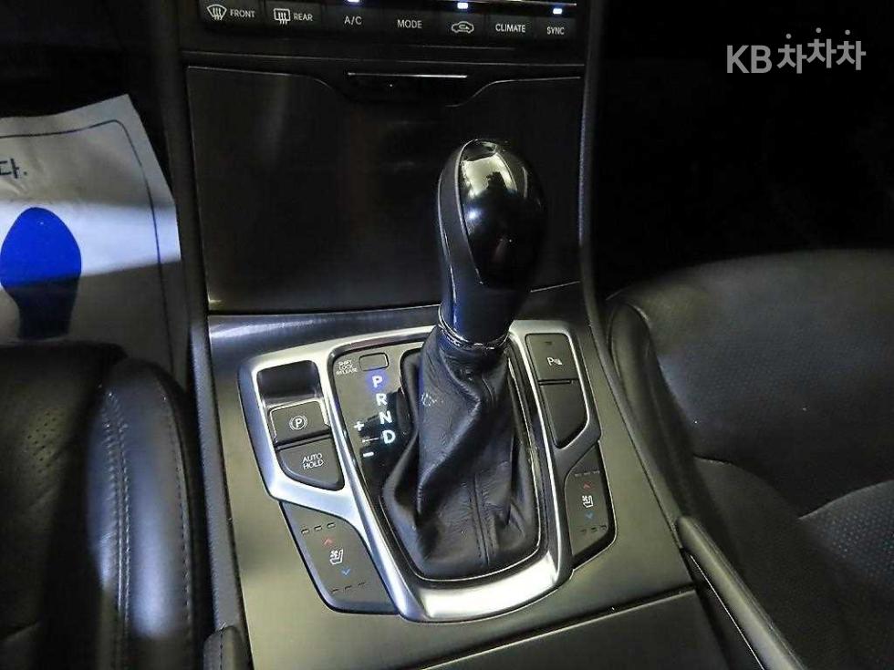 Hyundai Grandeur — miniaturë 12
