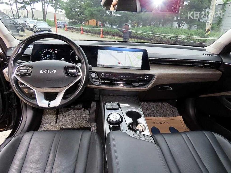 Kia K8 — miniaturë 7