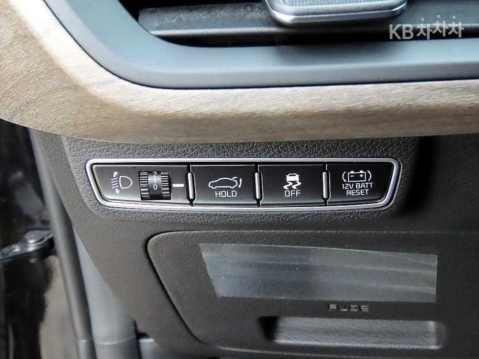 Kia K8 — miniaturë 12