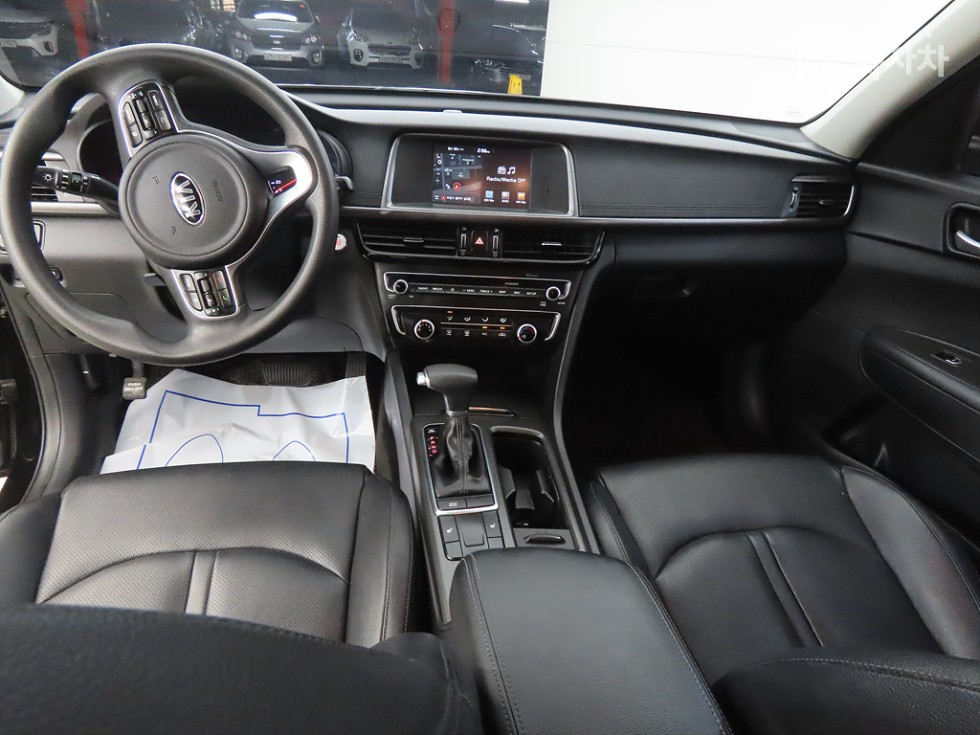 Kia K5 — miniaturë 8