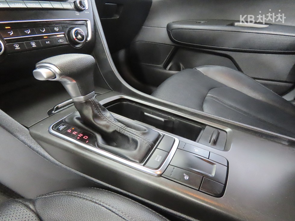 Kia K5 — miniaturë 12